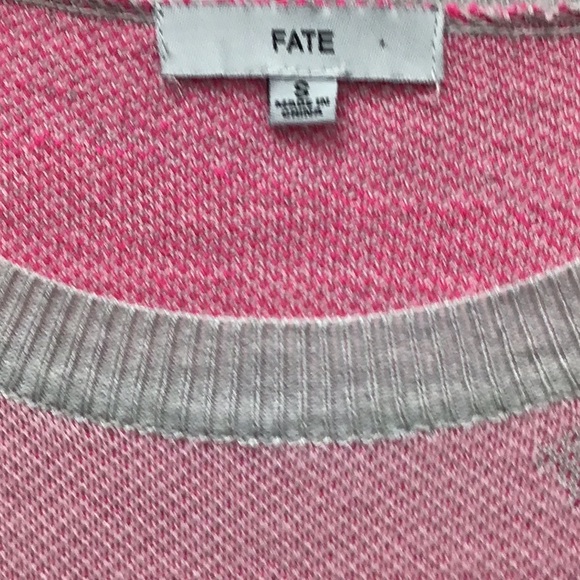 FATE- SIZE SMALL-PINK AND GREY CAMOUFLAGE SWEATER-SOFT - Picture 4 of 10